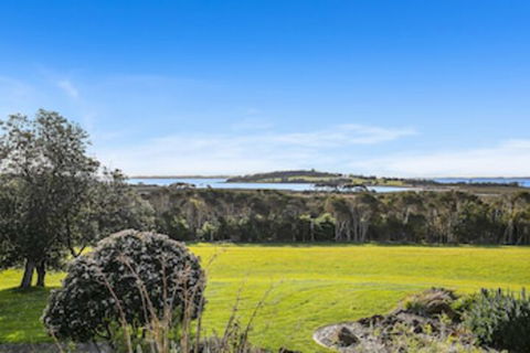 Banksia Park Estate - Great Ocean Road Tourism 0