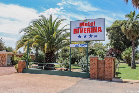 Motel Riverina - Great Ocean Road Tourism 1