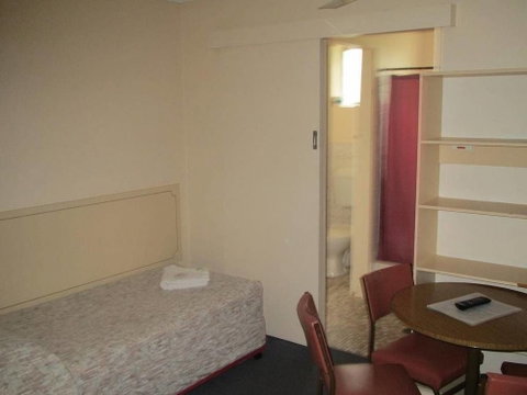 Great Lakes Motor Inn - Great Ocean Road Tourism 4