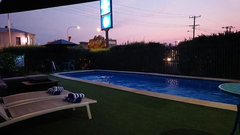 Adelong Motel - Great Ocean Road Tourism 4