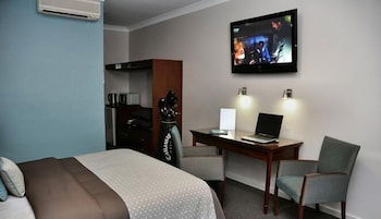 Pastoral Hotel Motel - Great Ocean Road Tourism 2