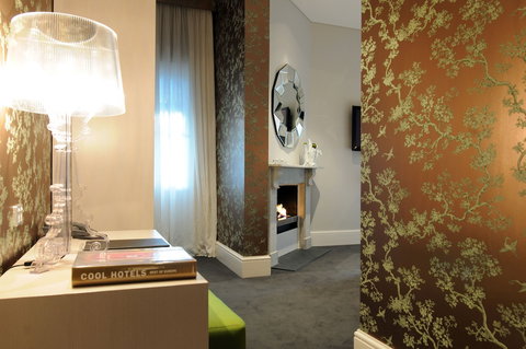 5 Rooms At The Stirling Hotel - Great Ocean Road Tourism 2