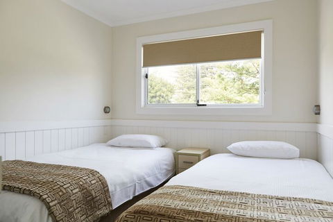 NRMA Stockton Beach Holiday Park - Great Ocean Road Tourism 7