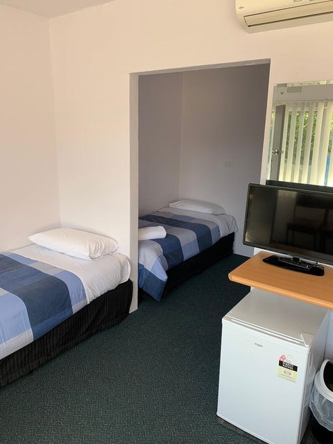 Mt Beauty Motor Inn - Great Ocean Road Tourism 1