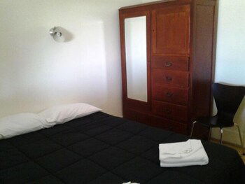 Hotel Boston - Great Ocean Road Tourism 6