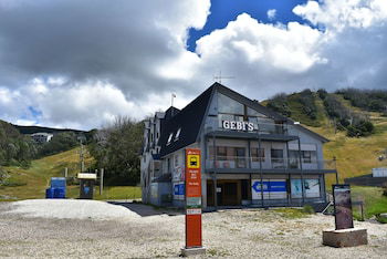 Gebi's Apartments Falls Creek - Great Ocean Road Tourism 0