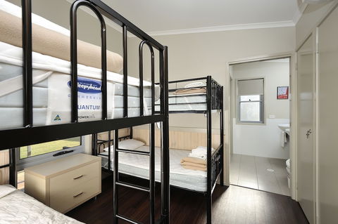 NRMA Sydney Lakeside Holiday Park - Great Ocean Road Tourism 4