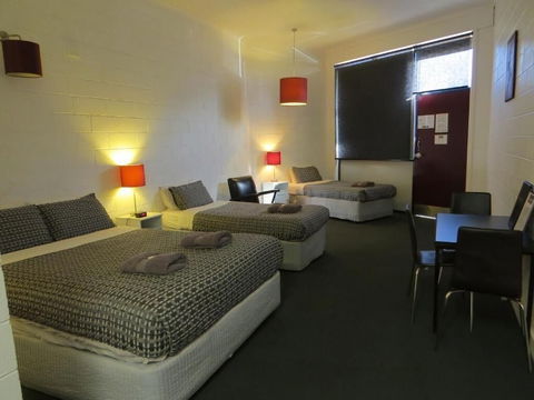San Remo Hotel Motel - Great Ocean Road Tourism 5