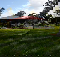 Dunsborough Rail Carriages  Farm Cottages - Great Ocean Road Tourism