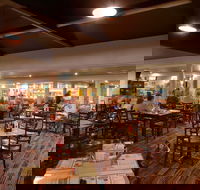 Bribie Island Hotel - Great Ocean Road Tourism