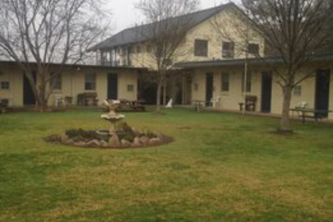 Jugiong Motor Inn - Great Ocean Road Tourism 2