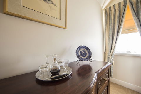 The Racecourse Inn - Great Ocean Road Tourism 5