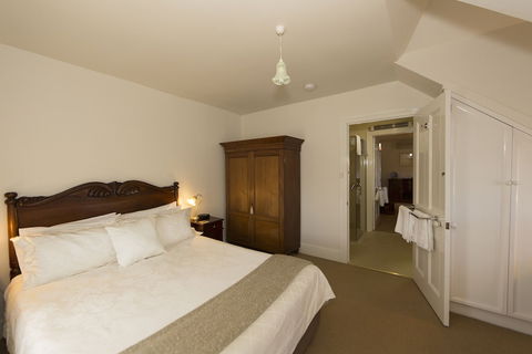 The Racecourse Inn - Great Ocean Road Tourism 4