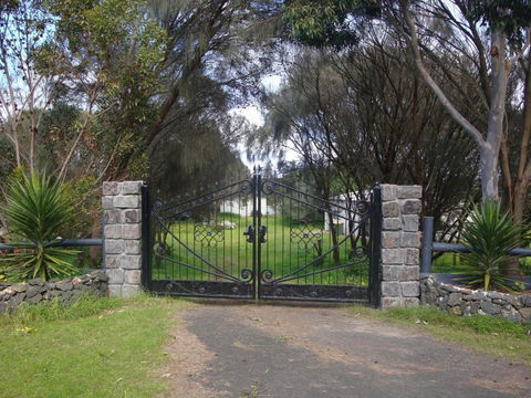 Absolute Waterfront Cottage - Great Ocean Road Tourism 5