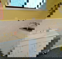 Beach Baby On Freycinet - Great Ocean Road Tourism