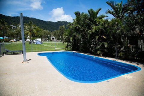 NRMA Airlie Beach Holiday Park - Great Ocean Road Tourism 4