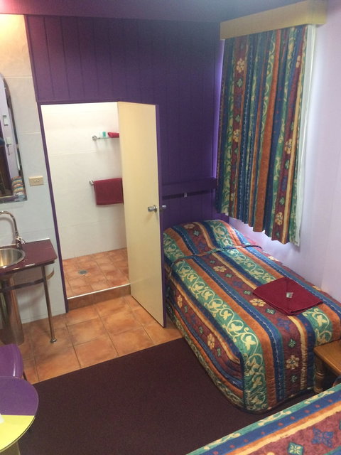 Monarch Motel Hotel - Great Ocean Road Tourism 5