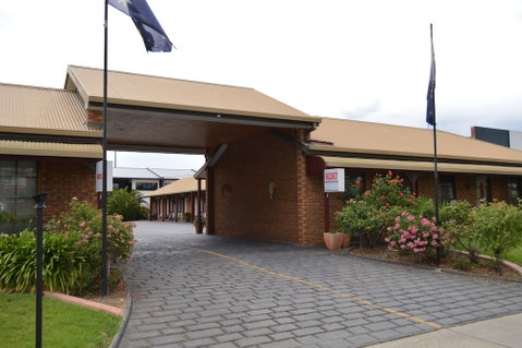 The Cottage Motor Inn Albury - Great Ocean Road Tourism 4