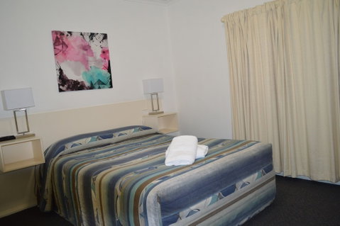 The Cottage Motor Inn Albury - Great Ocean Road Tourism 6