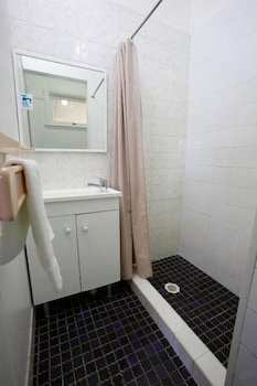Tea Gardens Hotel - Great Ocean Road Tourism 5