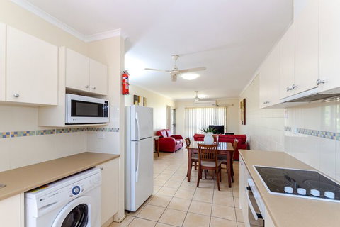 Como Apartments Gladstone - Great Ocean Road Tourism 3