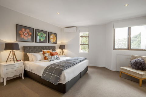BOUTIQUE STAYS - Somerset Terrace - Great Ocean Road Tourism 7