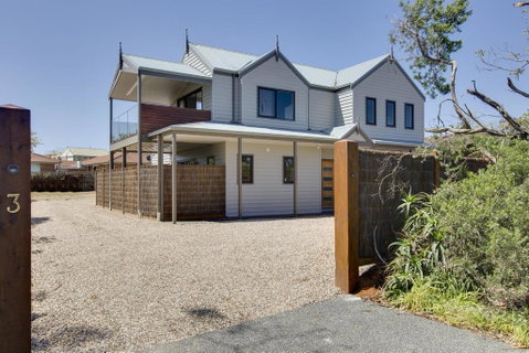 Silversands Beach Cottage - Great Ocean Road Tourism 1