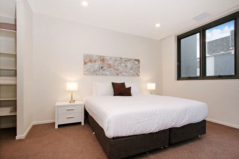 Accommodate Canberra - IQ - Braddon - Great Ocean Road Tourism 3