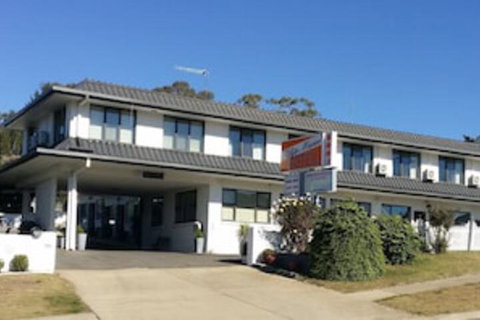 White Manor Motel - Great Ocean Road Tourism 0