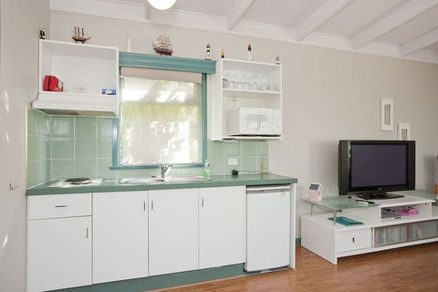 Anglesea River Apartments - Great Ocean Road Tourism 3