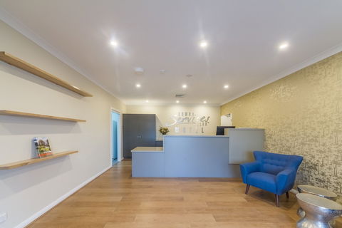 Cowra Services Club Motel - Great Ocean Road Tourism 0