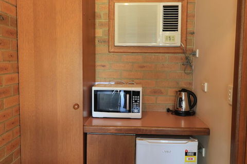 Quays Motel San Remo - Great Ocean Road Tourism 6
