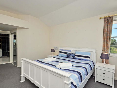 Beggars Bridge Vineyard Homestead W / Pool + Wifi + Tennis + Vineyard - Great Ocean Road Tourism 6