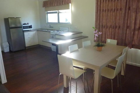 Lake Monduran Holiday Park - Great Ocean Road Tourism 3