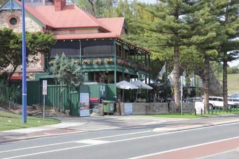 Tani Hill - Great Ocean Road Tourism 5