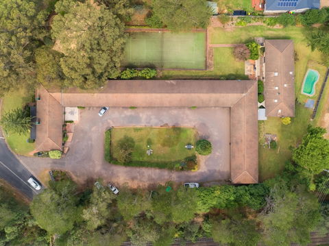 Bundanoon Country Inn Motel - Great Ocean Road Tourism 0