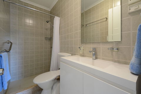 Peninsula Apartments Darwin - Great Ocean Road Tourism 4