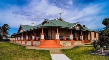 Kangaroo Island Seaview Motel - Great Ocean Road Tourism 0