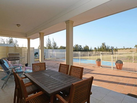 Silver Springs (4br) Cottage With Wifi Views Olives & Space . Fireplace Views Olives & Space - Great Ocean Road Tourism 2