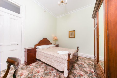 East Sydney Hotel - Great Ocean Road Tourism 3