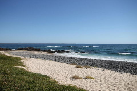 CHILL OUT LAKESIDE At FORSTER - Great Ocean Road Tourism 1