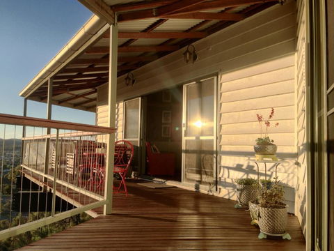 Eagles Nest - Great Ocean Road Tourism 1