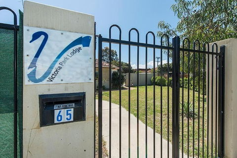 Victoria Park Lodge - Hostel - Great Ocean Road Tourism 2