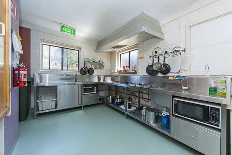 Victoria Park Lodge - Hostel - Great Ocean Road Tourism 4