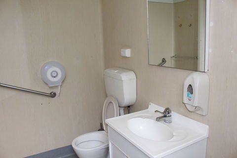 SJ Hostel - Great Ocean Road Tourism 6