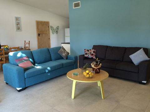 The Grape & Olive At Willunga - Great Ocean Road Tourism 2