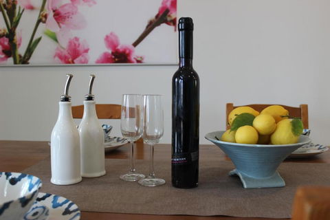 The Grape & Olive At Willunga - Great Ocean Road Tourism 6