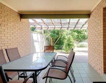 Bombora At Fingal Bay - Great Ocean Road Tourism 0