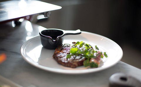 Q Dining - Great Ocean Road Tourism 7