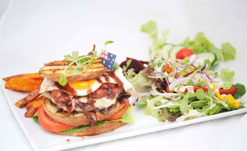 Ironbark Brewery - Great Ocean Road Tourism 6